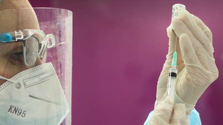 Uno de los creadores de la vacuna de BioNTech y Pfizer: "El virus estará con nosotros durante los próximos 10 años"