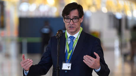 El ministro español de Sanidad estima que la pandemia se acabará "a finales de verano"