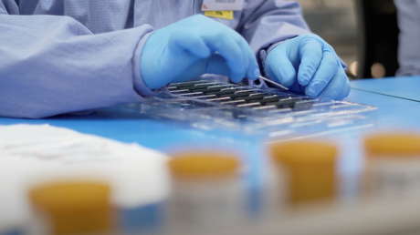 Australia detecta el primer contagio con la nueva variante del coronavirus, registrada en Sudáfrica