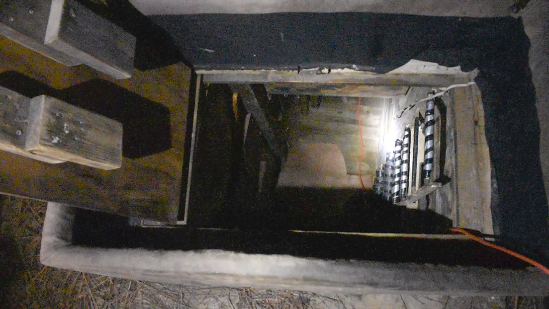 Hallan un búnker secreto en la casa de un pedófilo acusado de elaborar pornografía infantil, quien recibió a los policías con una escopeta