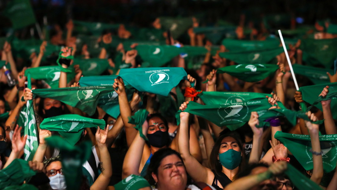 ¿Ola verde en América Latina? La legalización del aborto en Argentina impulsa las luchas feministas en la región