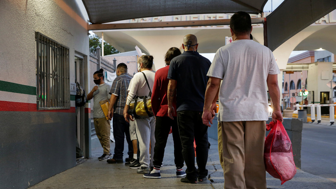 "Es un derecho universal y lo haríamos": López Obrador ofrece las vacunas de México para los migrantes indocumentados en EE.UU.