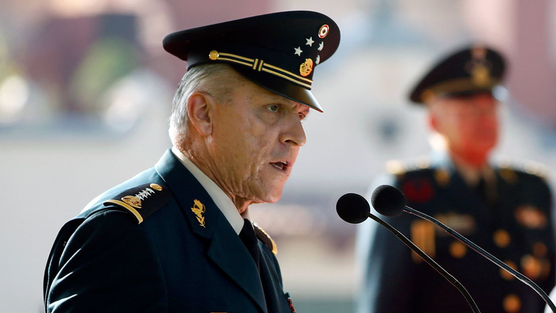 El Departamento de Justicia de EE.UU. amenaza con reanudar el juicio contra Salvador Cienfuegos "si México falla"