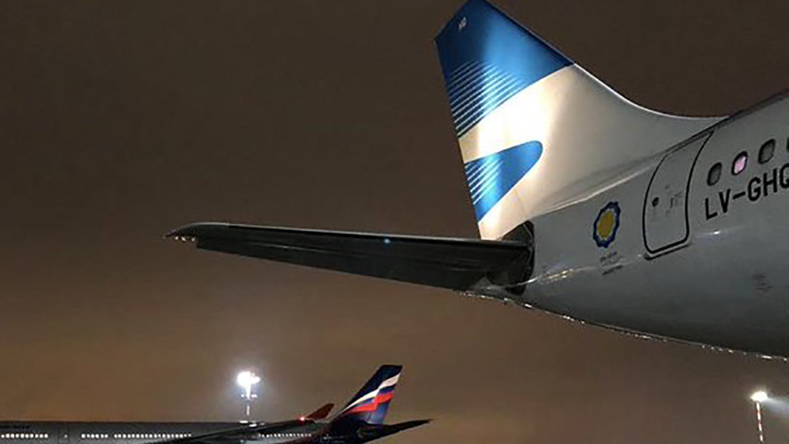 Despega de Moscú el avión que trasladará a Argentina las 300.000 dosis del segundo componente de la vacuna Sputnik V