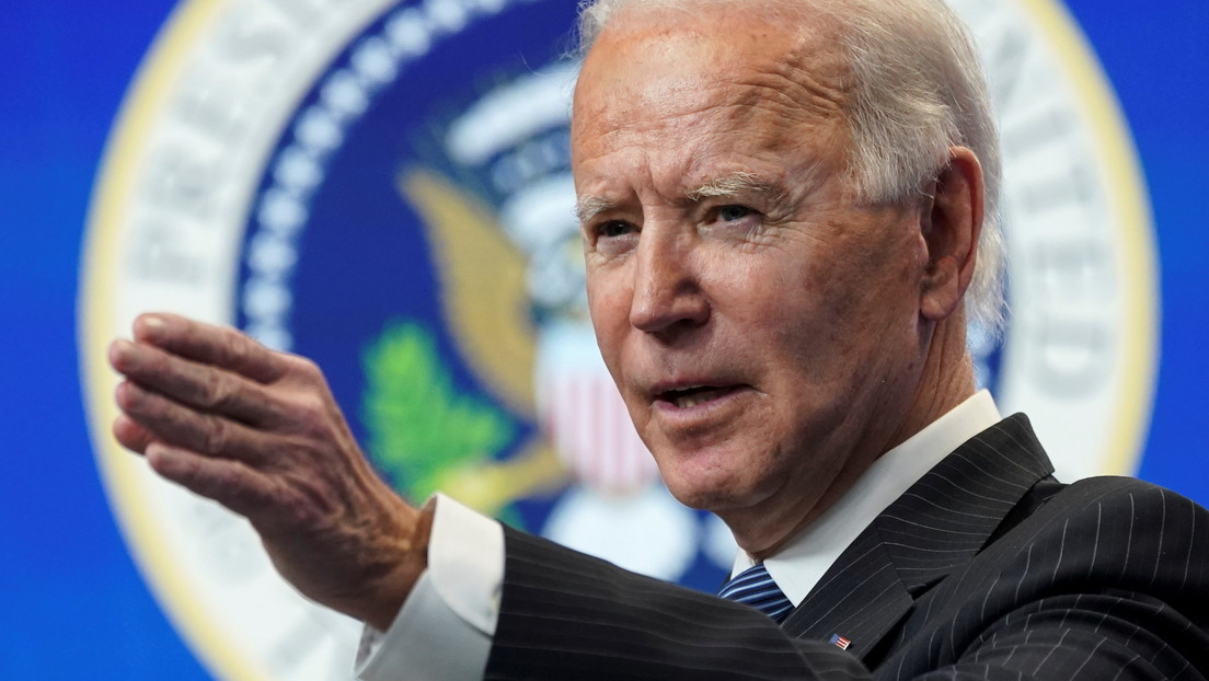 VIDEO: Biden revela a un reportero de que habló con Putin (y su chistosa respuesta es muy inesperada)