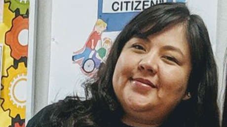 Muere por covid-19 una maestra de Texas, cuyo video con estudiantes abrazándose se hizo viral en el 2018