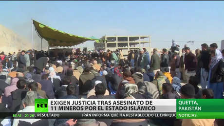 Exigen justicia tras el asesinato de 11 mineros en Pakistán por el Estado Islámico