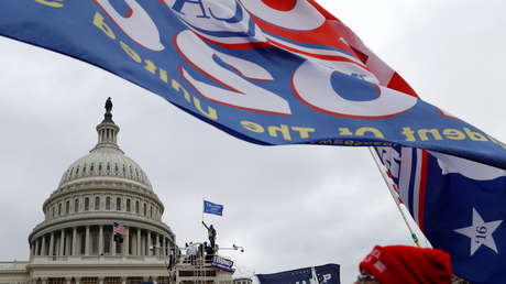 Identifican a la mujer que murió tras ser baleada en el Capitolio: era veterana de la Fuerza Aérea de EE.UU.
