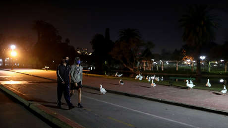 Argentina planea restringir la circulación nocturna por el aumento de contagios