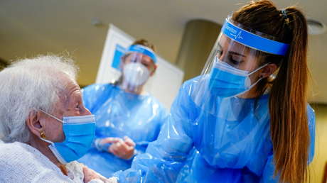 España recibirá 600.000 dosis de la vacuna de Moderna en las próximas seis semanas