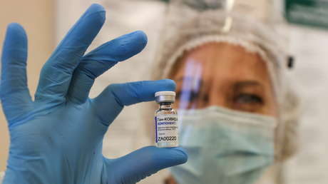 "Un logro genuino": Periodista de The New York Times explica por qué decidió vacunarse con la Sputnik V