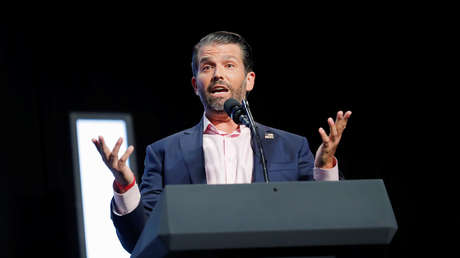 Donald Trump Jr. afirma que todo el mundo se ríe de EE.UU. tras el bloqueo de su padre en redes sociales