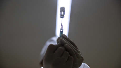 "Una candidata tan fuerte como las de Occidente": Bloomberg explica por qué se puede confiar en la vacuna Sputnik V