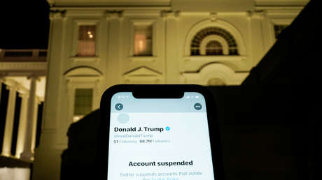 El valor de Twitter cae más del 10 % tras bloquear la cuenta de Trump