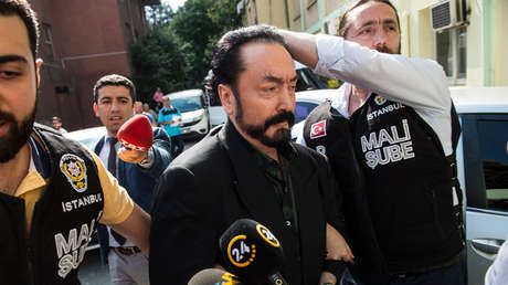 Condenan a más de 1.000 años de prisión al líder de una secta en Turquía por abuso sexual de menores y torturas