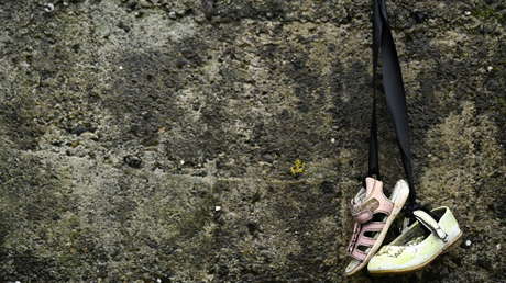 Informe revela que 9.000 niños murieron en hogares para madres solteras en Irlanda durante décadas y evidencia "una cultura profundamente misógina"