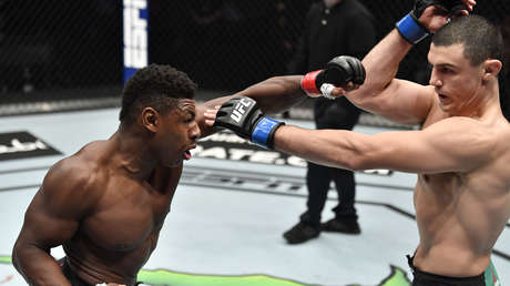 VIDEO: El autor del nocaut "más increíble de la historia de la UFC" sufre una devastadora derrota ante un rival que no ganaba desde 2018