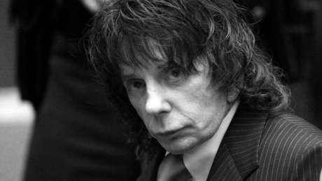 El productor musical Phil Spector, condenado por asesinato, muere a los 81 años
