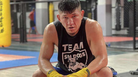 VIDEO: El polémico púgil Khamitov deja K.O. a su rival en 50 segundos