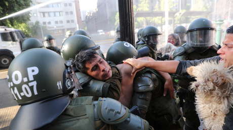 Una Comisión del Senado chileno vota a favor de legislar el proyecto de indulto a los detenidos durante el estallido social