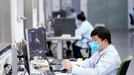 La desaparición de Flash Player provoca un colapso en una central ferroviaria china (y lo solucionan, pero no de forma muy legal)