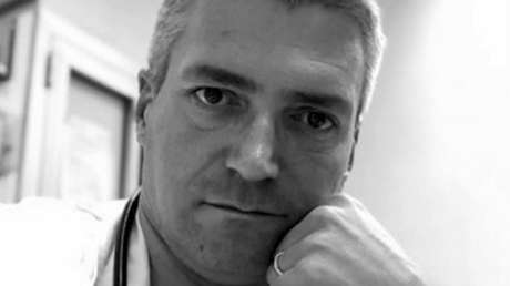 Arrestan a un médico italiano acusado de administrar fármacos letales a pacientes con covid-19 para "liberar camas" en medio de la pandemia