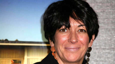 Ghislaine Maxwell pide que le sean retirados sus cargos porque el gran jurado que la acusa no tiene suficientes negros e hispanos