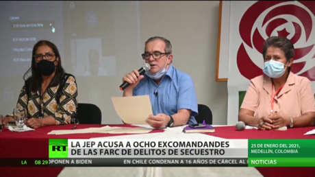 Acusan de secuestro a ocho exjefes de las FARC en Colombia