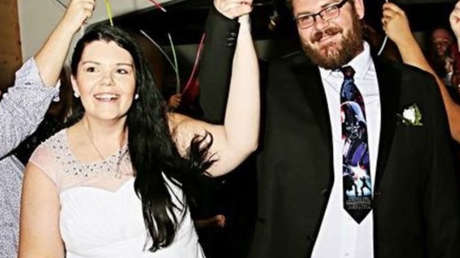 Arrestan en EE.UU. a dos adolescentes de 14 años acusados de asesinar a una repartidora de comida durante un atraco