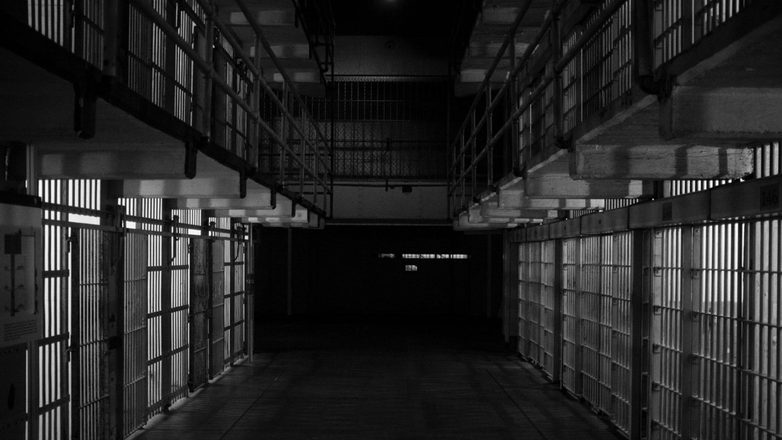 Vuelven a poner entre rejas a un recluso liberado "por error" el día de su cumpleaños