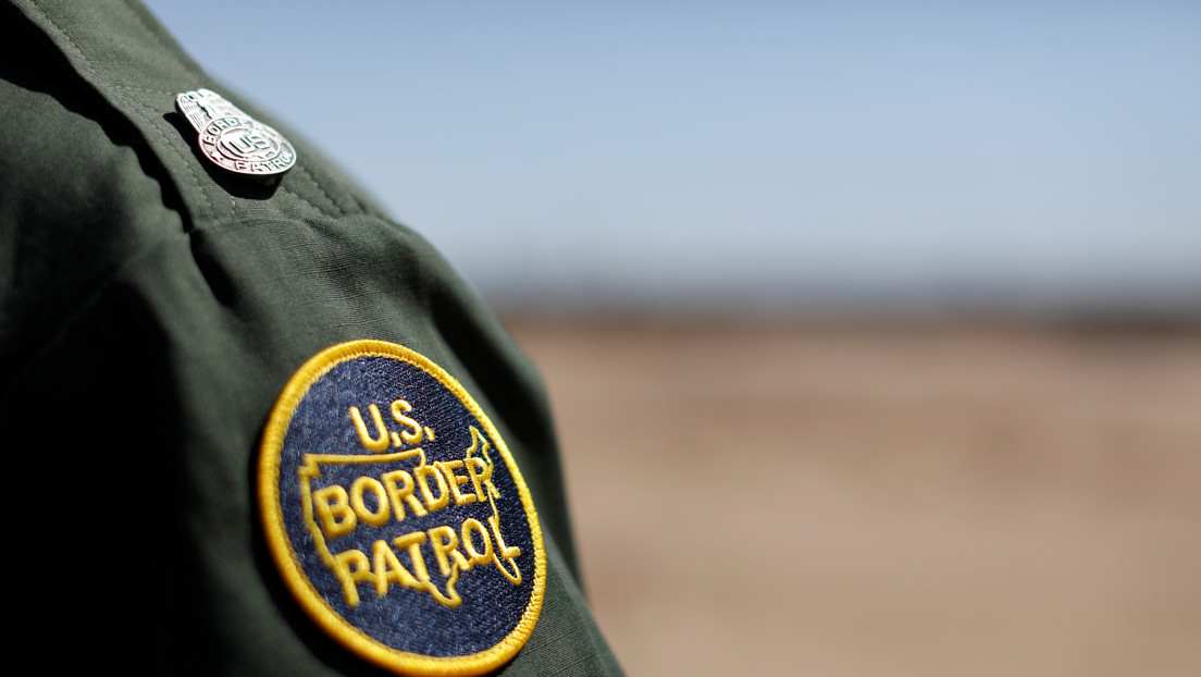 Rescatan a una ecuatoriana que cayó en un pozo tras cruzar ilegalmente la frontera de EE.UU.