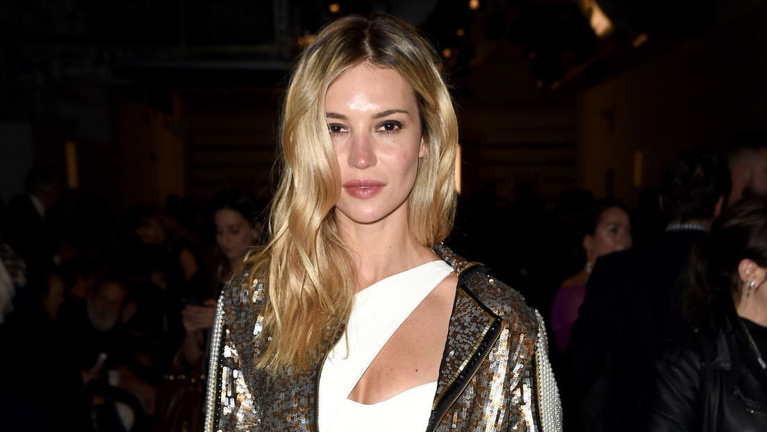 Modelo y esposa de un líder de iglesia evangélica cierra sus redes sociales al ser acusados sus pastores por su vida lujosa a costa de los fieles