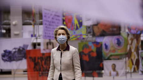 Comisión Europea: "No estamos en una carrera por las vacunas"