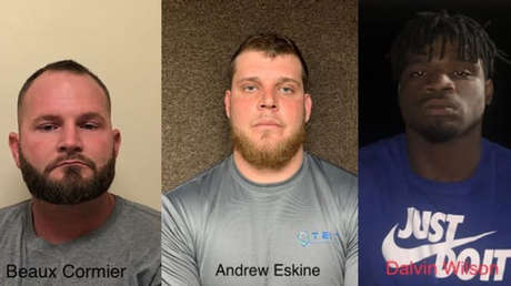 Un sospechoso de violación contrata a dos sicarios para asesinar a su víctima y ellos terminan matando a su hermana