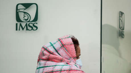 El Instituto Mexicano del Seguro Social investiga si hubo "negativa de servicio" en el caso de un hombre que falleció en las puertas de un hospital