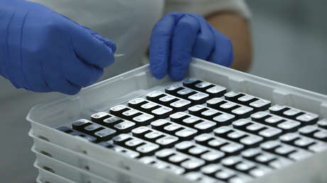 Una nueva herramienta de IA podría producir en minutos diversos modelos de vacunas contra el coronavirus