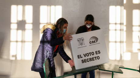 Arauz y Lasso se enfrentarían en segunda vuelta en las presidenciales en Ecuador, según sondeos a boca de urna