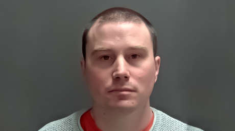 Condenan a 25 años de cárcel a un pedófilo que se hacía pasar en las redes por chica e intentó engañar a 5.000 menores para obtener imágenes íntimas