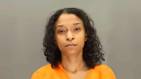 Una maestra suplente, acusada de tener relaciones sexuales con un estudiante de 15 años en EE.UU.