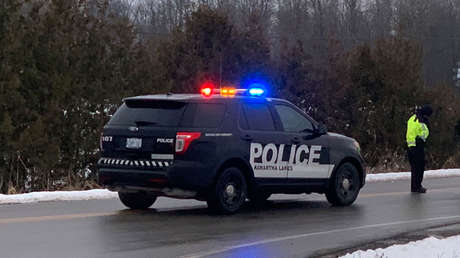 Un bebé muere por fuego policial cuando agentes balearon la camioneta en la que viajaba con su padre