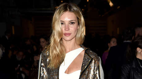 Modelo y esposa de un líder de iglesia evangélica cierra sus redes sociales al ser acusados sus pastores por su vida lujosa a costa de los fieles