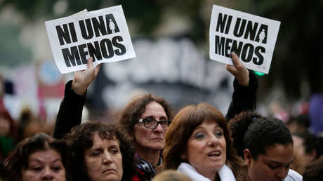 Un hombre asesina a su expareja y a su excuñada frente a cuatro niños en Argentina