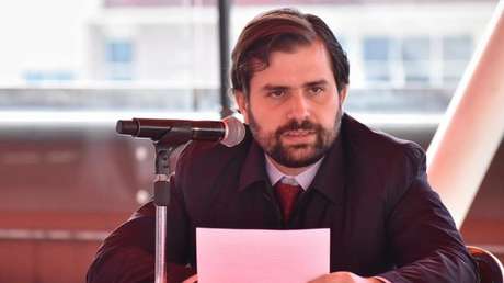 La agencia de regulación sanitaria de México anuncia un cambio de titular en medio de la pandemia