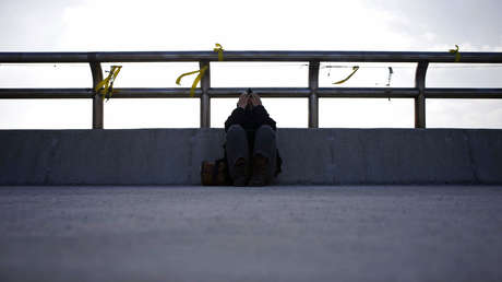 Estudio revela que cerca del 7 % de los menores en Reino Unido ha intentado suicidarse antes de los 17 años