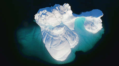 Una web permite dibujar un iceberg y ver si flota o se vuelca