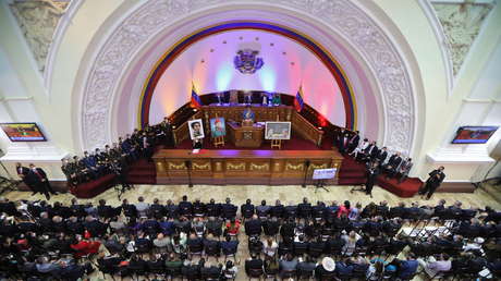 Parlamento venezolano pide al Ejecutivo declarar 'persona non grata' a la representante de la UE en Caracas