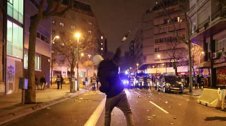 Continúan las protestas en Barcelona, por noveno día consecutivo, tras el encarcelamiento del rapero Pablo Hasél
