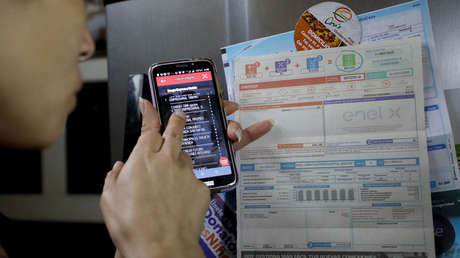 Cómo el sistema ilegal de préstamos 'gota a gota' está afectando a los comerciantes más pobres de Bogotá