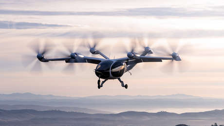 Cofundador de LinkedIn apuesta por los taxis voladores y espera que empiecen a operar en el 2024