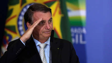 Bolsonaro, sin usar mascarilla, genera aglomeraciones en el estado de Ceará a pesar del aumento de casos de covid-19 y critica las restricciones